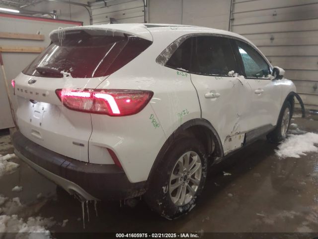1FMCU9G63LUA90401 Ford ESCAPE SE