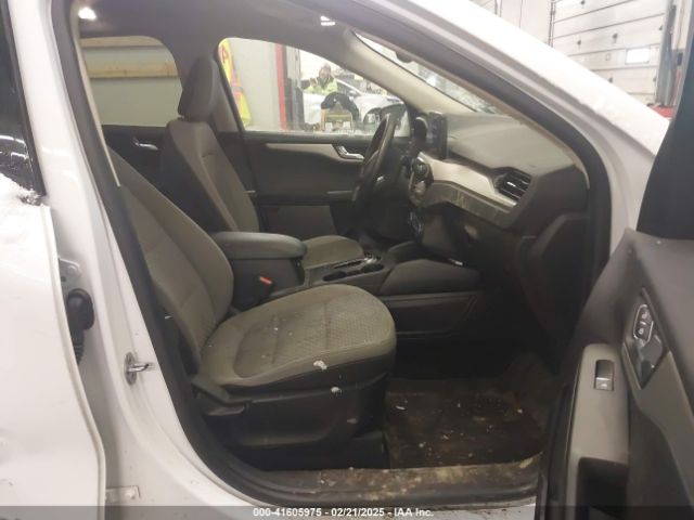 1FMCU9G63LUA90401 Ford ESCAPE SE
