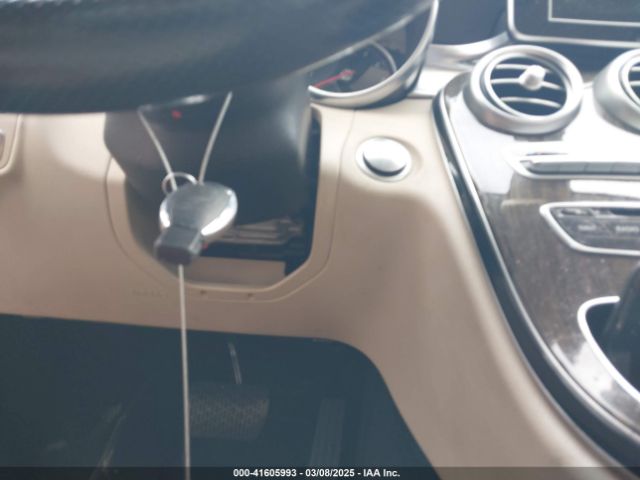 55SWF4JB9FU084182 Mercedes-Benz C 300 Luxury/sport