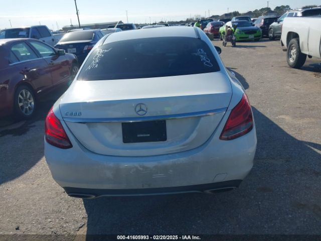 55SWF4JB9FU084182 Mercedes-Benz C 300 Luxury/sport