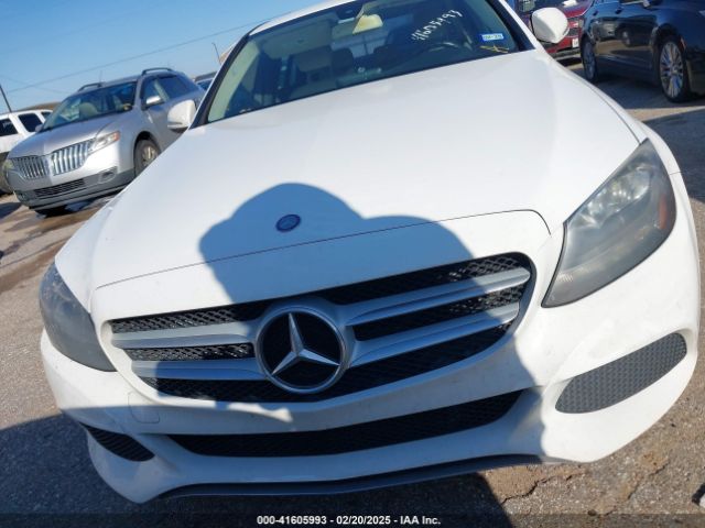 55SWF4JB9FU084182 Mercedes-Benz C 300 Luxury/sport