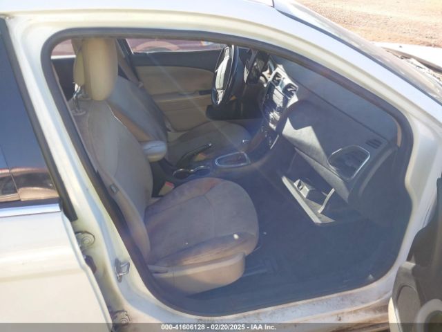 2013 CHRYSLER 200 1C3CCBBB1DN545152 Photo 4
