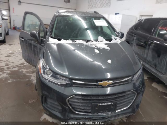 KL7CJPSB8JB653745 Chevrolet Trax Lt