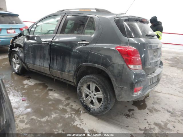 KL7CJPSB8JB653745 Chevrolet Trax Lt