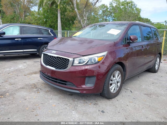 KIA SEDONA LX 2017 KNDMB5C19H6239164 Image 6