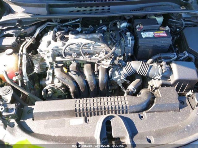 JTDEPRAE9LJ042357 Toyota COROLLA LE