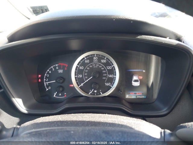 JTDEPRAE9LJ042357 Toyota COROLLA LE