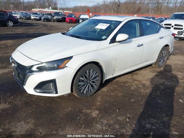 1N4BL4DW9PN408845 Nissan Altima Sv Intelligent Awd