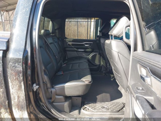 1C6SRFJT5KN772582 RAM 1500 Laramie  4x4 5'7 Box