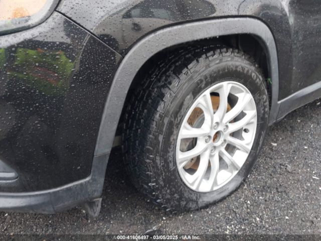 1C4PJLCBXKD357403 Jeep Cherokee Latitude Fwd