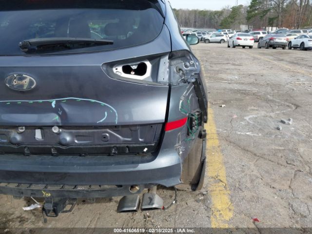 KM8J33AL8MU292979 Hyundai Tucson Ultimate