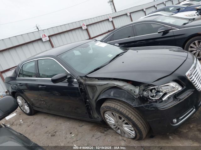 2C3CCARGXEH255689 Chrysler 300