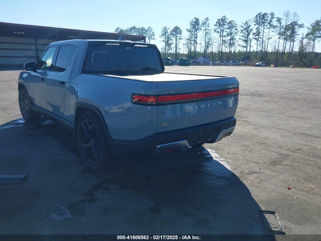 Rivian R1t Adventure Quad Motor Large Pack 2024 7FCTGAAA5RN033799 Image 3