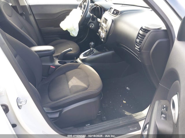KNDJN2A27G7834978 KIA Soul