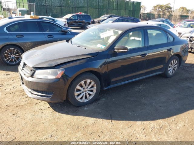 1VWAT7A39EC111467 Volkswagen Passat 1.8t Wolfsburg Edition