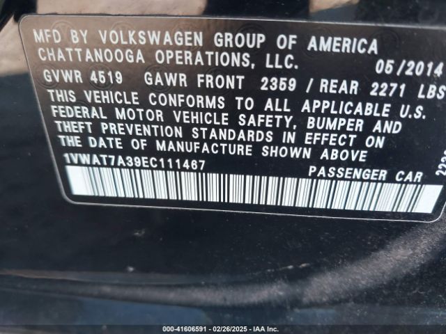 1VWAT7A39EC111467 Volkswagen Passat 1.8t Wolfsburg Edition