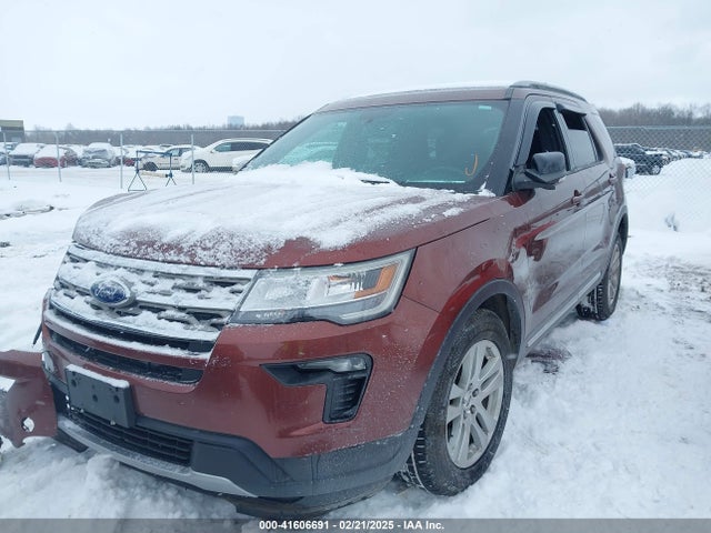 Ford EXPLORER XLT 2018 1FM5K8D83JGA36476 Image 2