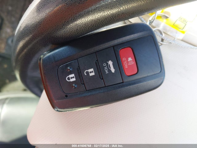 Toyota Corolla Hybrid Le 2022 JTDEAMDE5NJ060292 Image 11