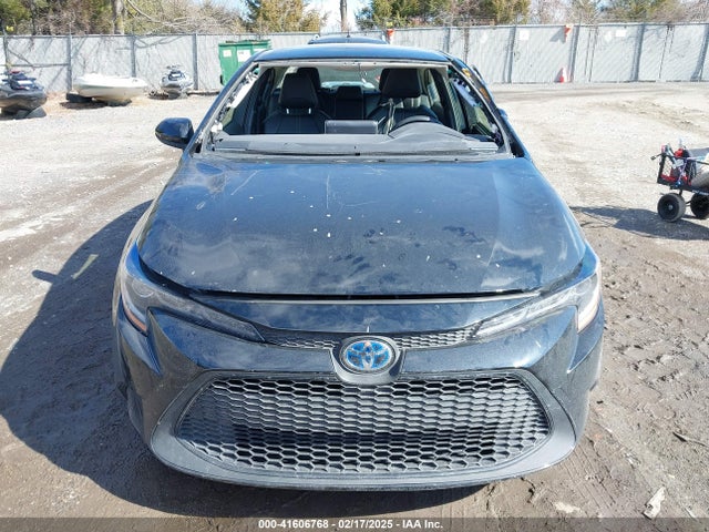 Toyota Corolla Hybrid Le 2022 JTDEAMDE5NJ060292 Image 12