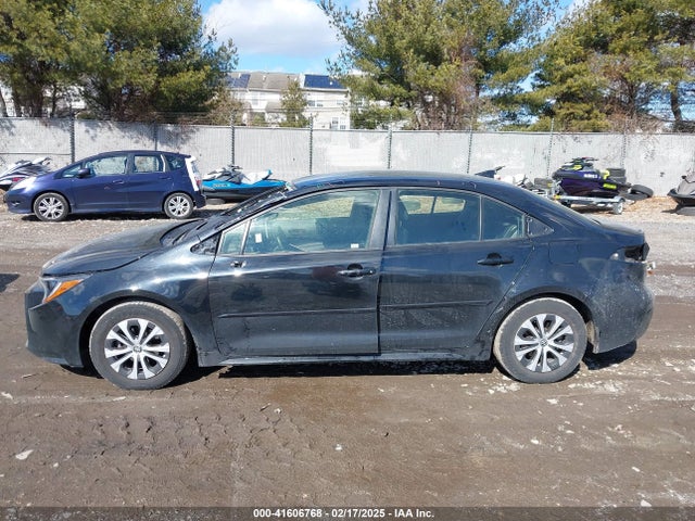 Toyota Corolla Hybrid Le 2022 JTDEAMDE5NJ060292 Image 14