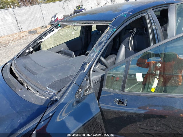 Toyota Corolla Hybrid Le 2022 JTDEAMDE5NJ060292 Image 17