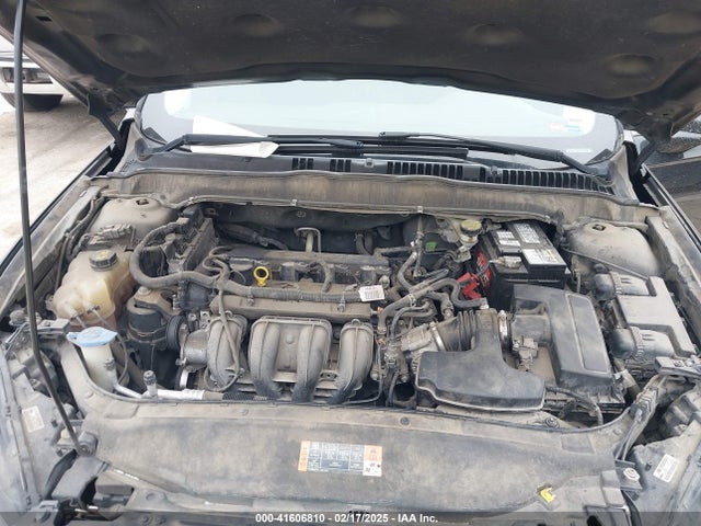3FA6P0H70FR228196 Ford FUSION SE