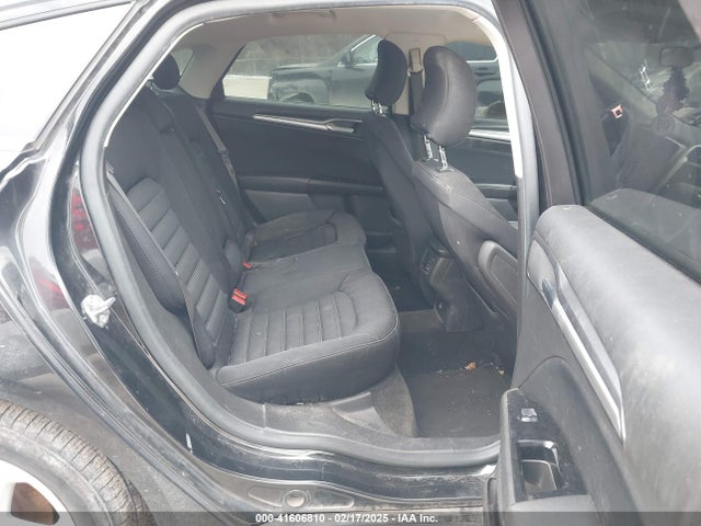 3FA6P0H70FR228196 Ford FUSION SE