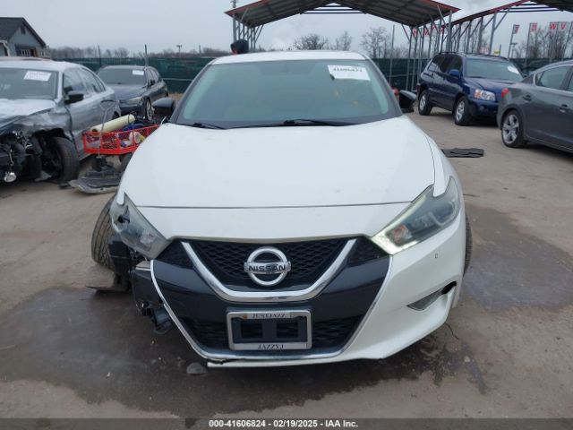 1N4AA6AP3JC365813 Nissan Maxima 3.5 Sv