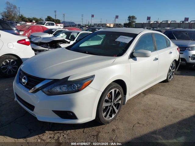 1N4AL3AP3HN323472 Nissan Altima 2.5 Sr
