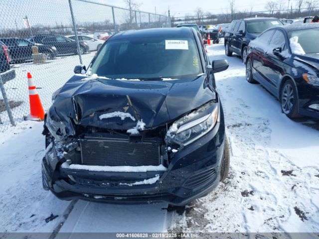3CZRU6H33KG724920 Honda HR-V LX