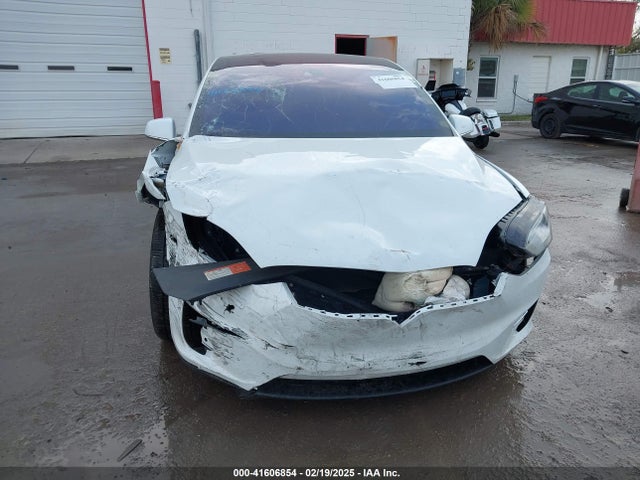 2016 TESLA MODEL X 5YJXCAE26GF004023 Photo 5