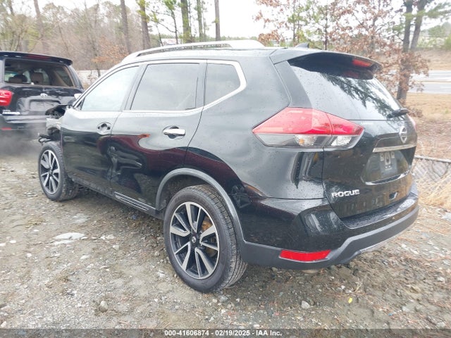 JN8AT2MV6HW270313 Nissan Rogue Sl
