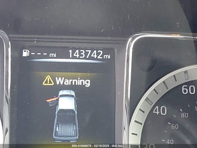 1N6BA1F49JN521838 Nissan Titan Xd Sv Diesel