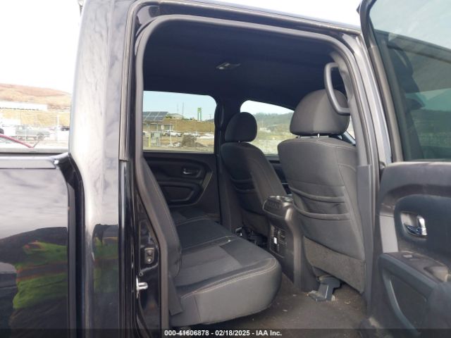 1N6BA1F49JN521838 Nissan Titan Xd Sv Diesel