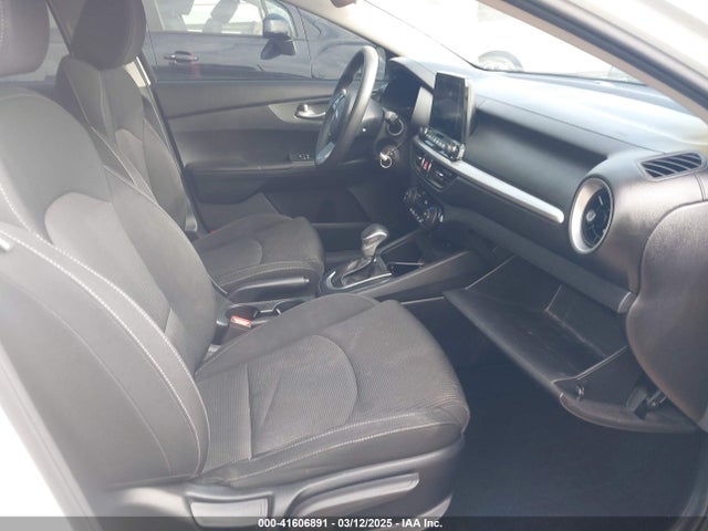Продажа на аукционе авто 2019 Kia Forte Lxs, vin: 3KPF24AD2KE120244, номер лота: 41606891