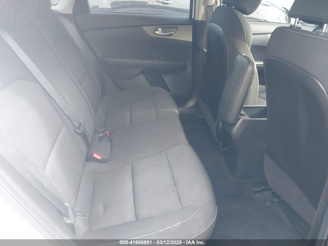 Продажа на аукционе авто 2019 Kia Forte Lxs, vin: 3KPF24AD2KE120244, номер лота: 41606891