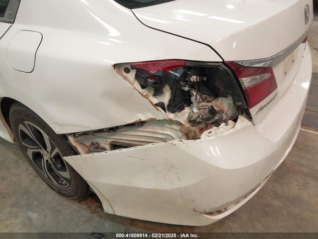 1HGCR2F31GA118046 Honda ACCORD LX
