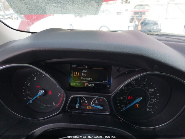 1FADP3M23JL292517 Ford FOCUS SEL