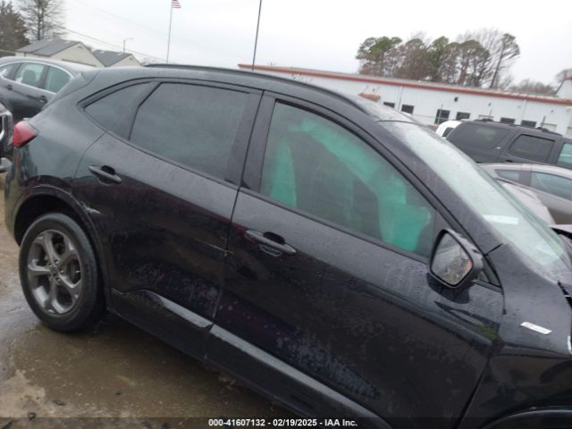 1FMCU0MN0RUA90467 Ford Escape St-line
