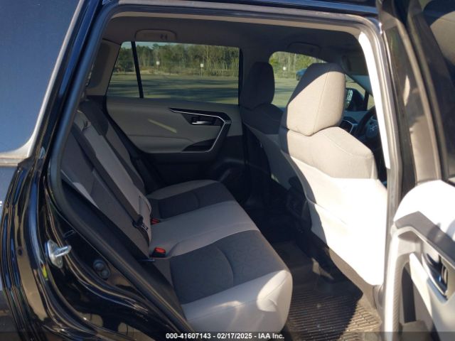 2T3W1RFV3MC096191 Toyota Rav4 Xle