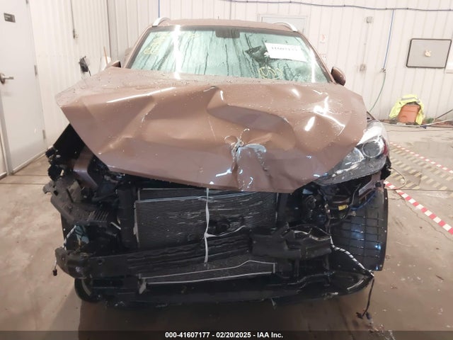 KM8J33A49HU332341 Hyundai TUCSON SE
