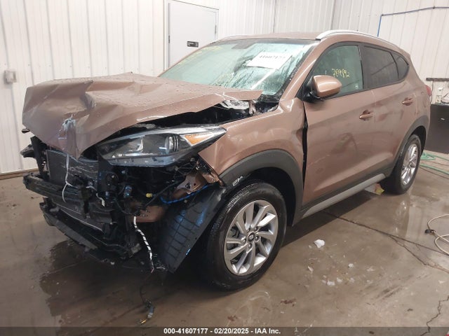 KM8J33A49HU332341 Hyundai TUCSON SE