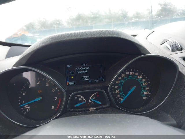 1FMCU9J91GUB84625 Ford Escape Titanium