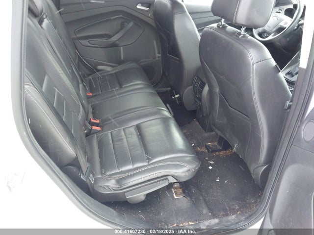 1FMCU9J91GUB84625 Ford Escape Titanium