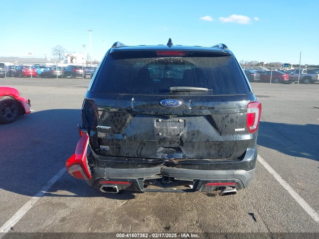 1FM5K8GT9HGA52532 Ford EXPLORER SPORT