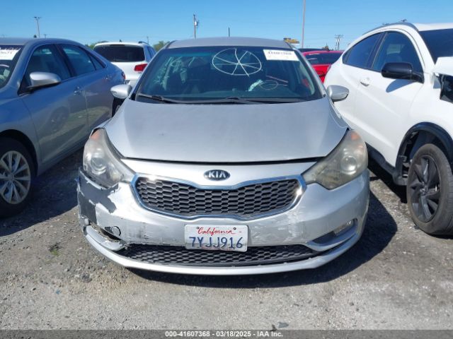 KNAFX5A89G5619214 KIA FORTE EX