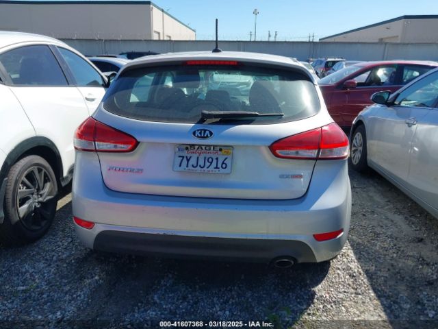 KNAFX5A89G5619214 KIA FORTE EX