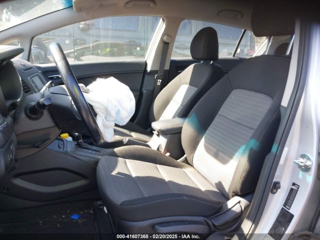 KNAFX5A89G5619214 KIA FORTE EX