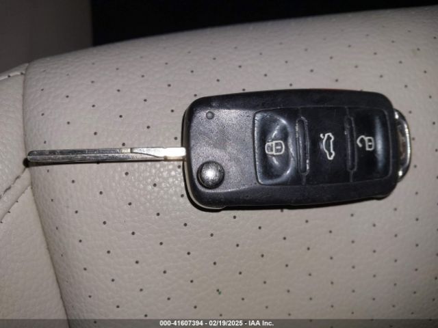 WVGBV7AX2FW607906 Volkswagen TIGUAN SE