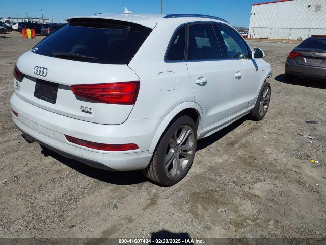 WA1JCCFS9JR019286 Audi Q3 2.0t Premium/2.0t Sport Premium